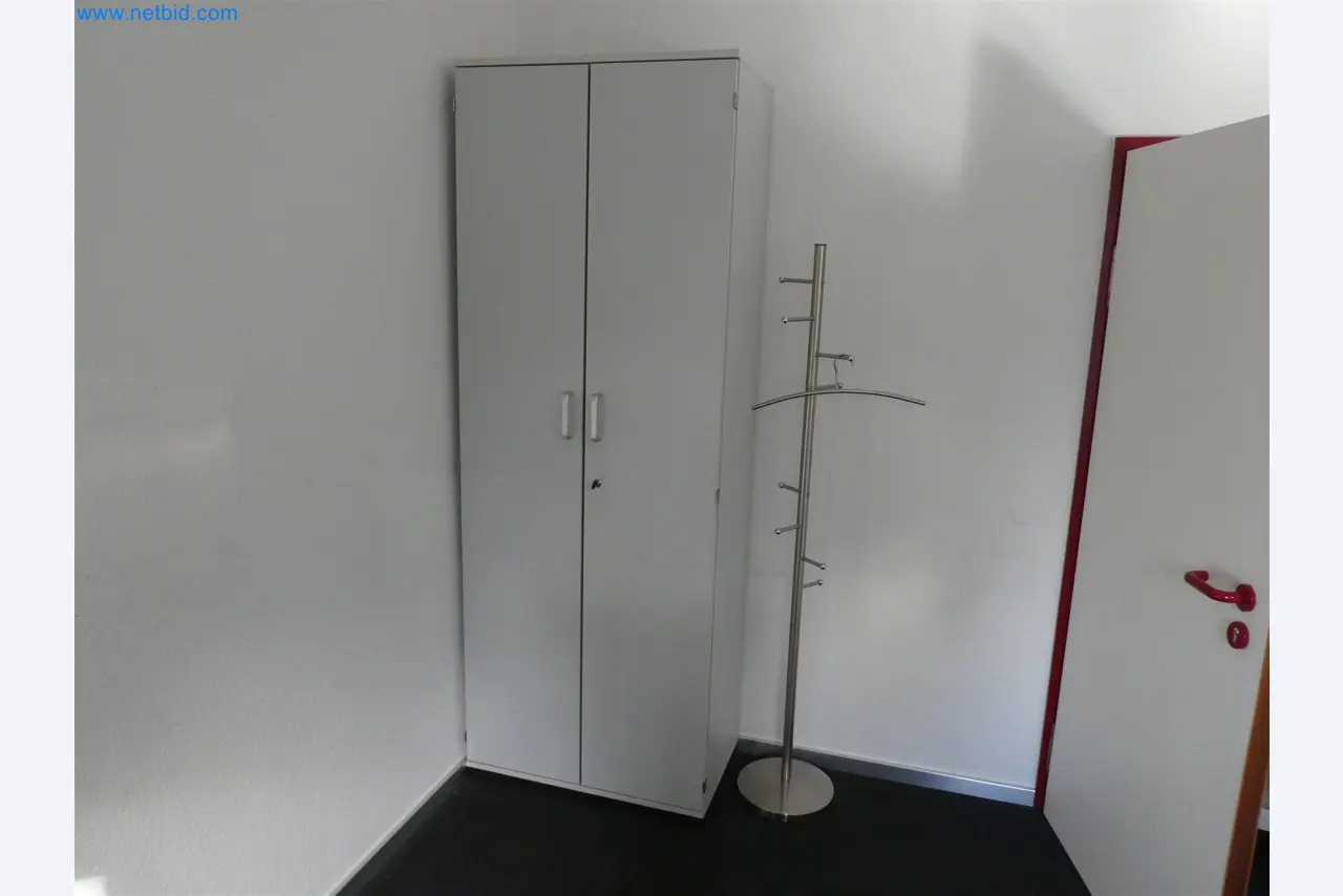 Machines de moulage par injection, machines CNC & lignes d'assemblage pour les éléments chauffants et les composants automobiles-5