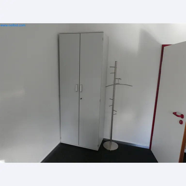 Machines de moulage par injection, machines CNC & lignes d'assemblage pour les éléments chauffants et les composants automobiles-5