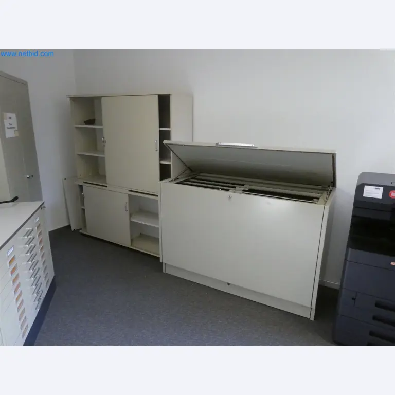 Machines de moulage par injection, machines CNC & lignes d'assemblage pour les éléments chauffants et les composants automobiles-2