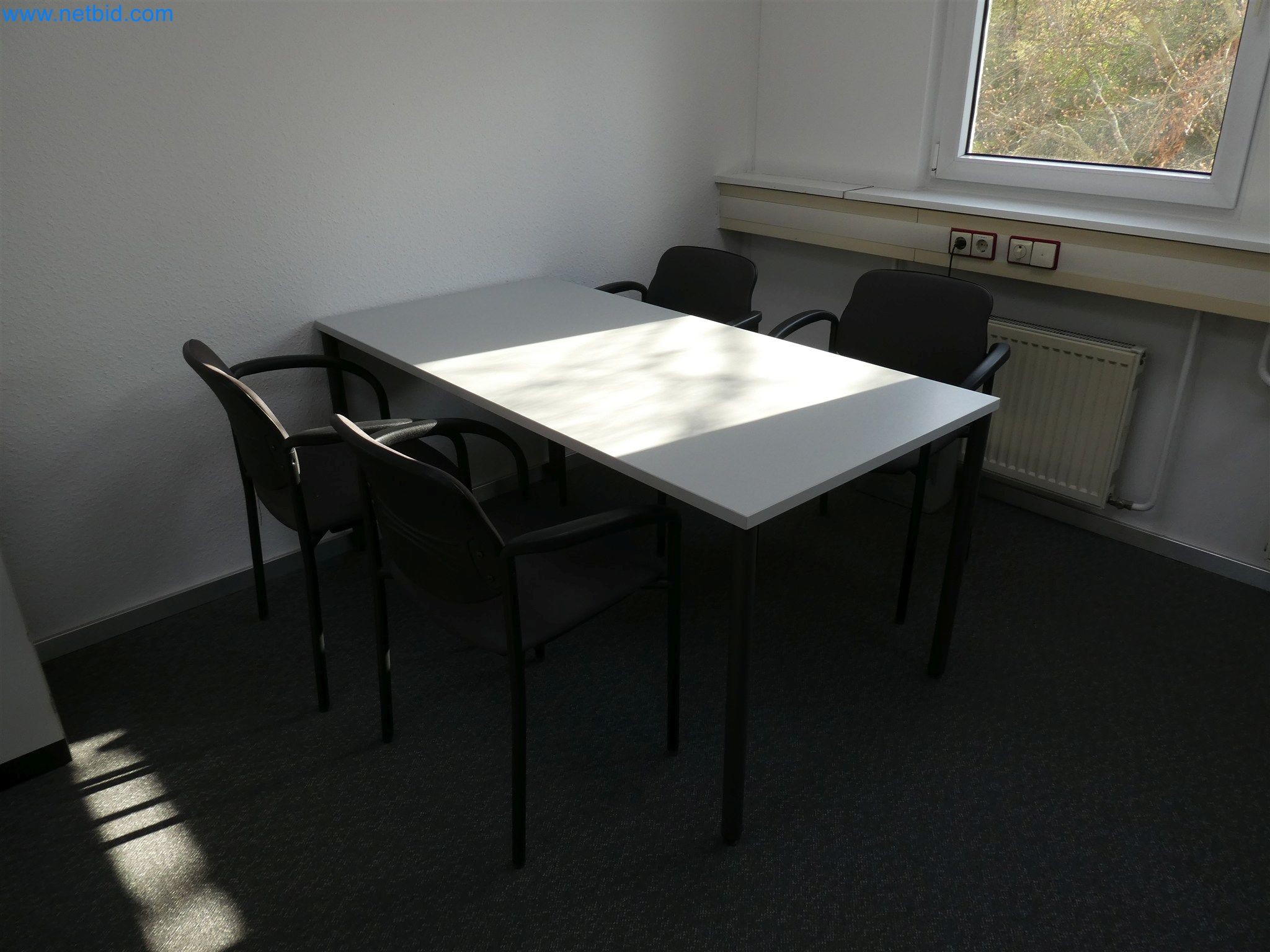 Machines de moulage par injection, machines CNC & lignes d'assemblage pour les éléments chauffants et les composants automobiles-2