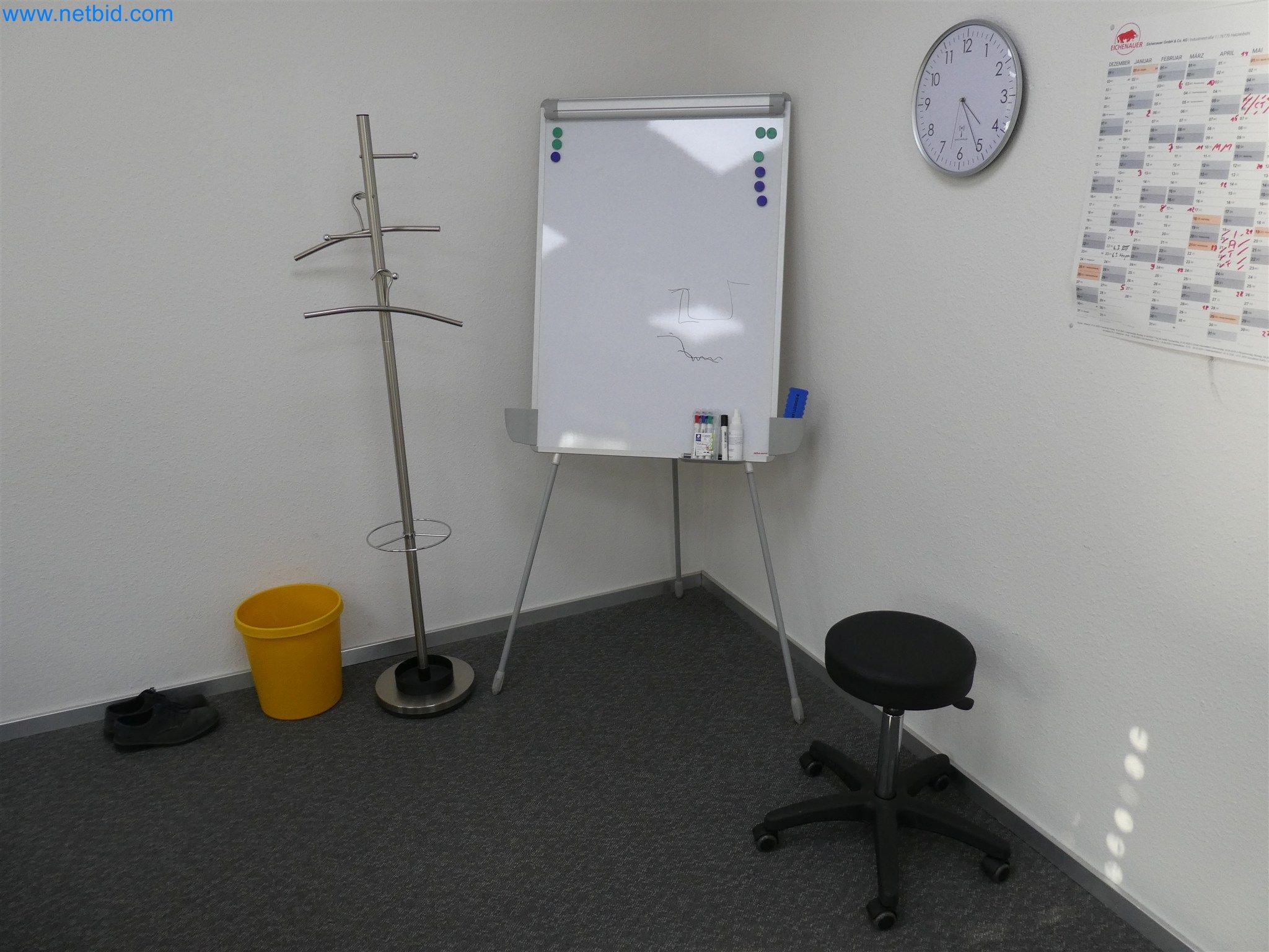 Machines de moulage par injection, machines CNC & lignes d'assemblage pour les éléments chauffants et les composants automobiles-3