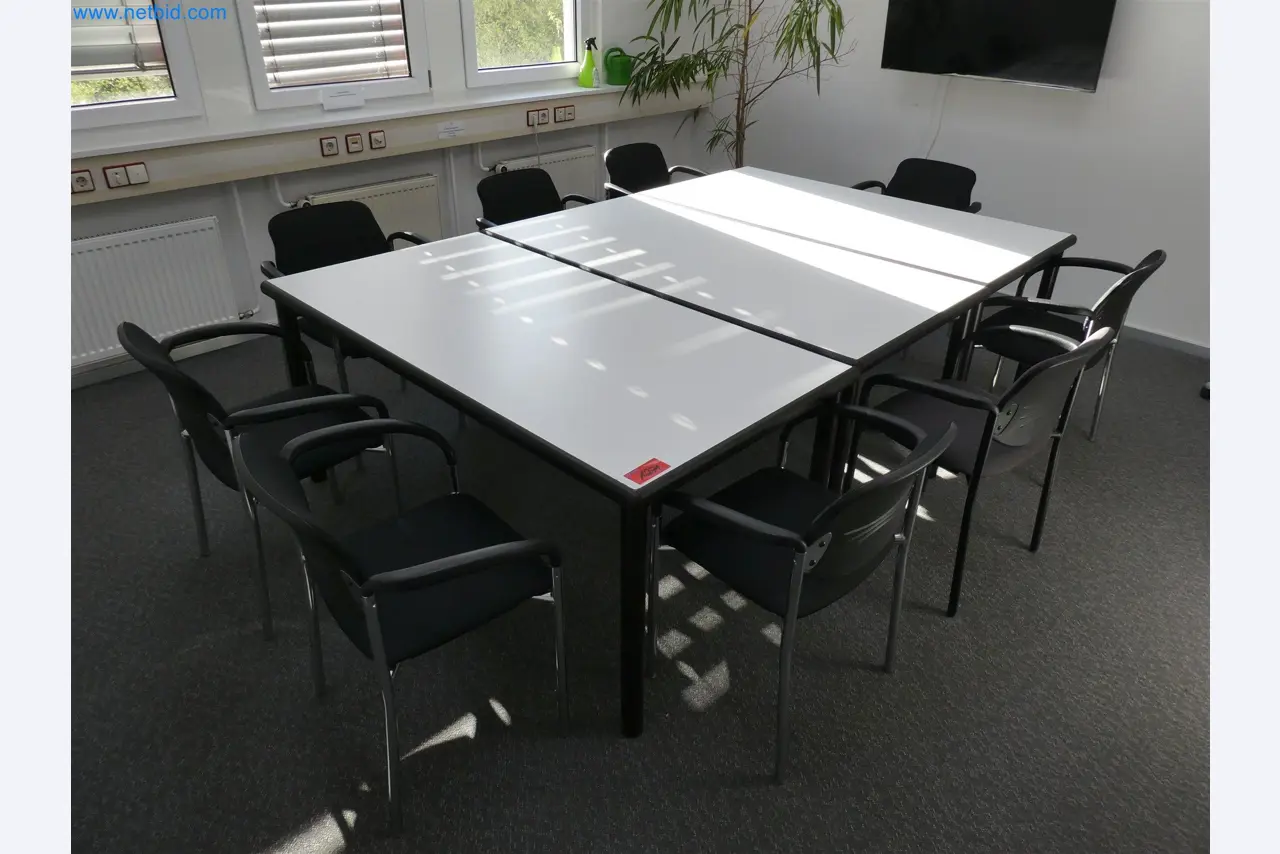 Machines de moulage par injection, machines CNC & lignes d'assemblage pour les éléments chauffants et les composants automobiles-1