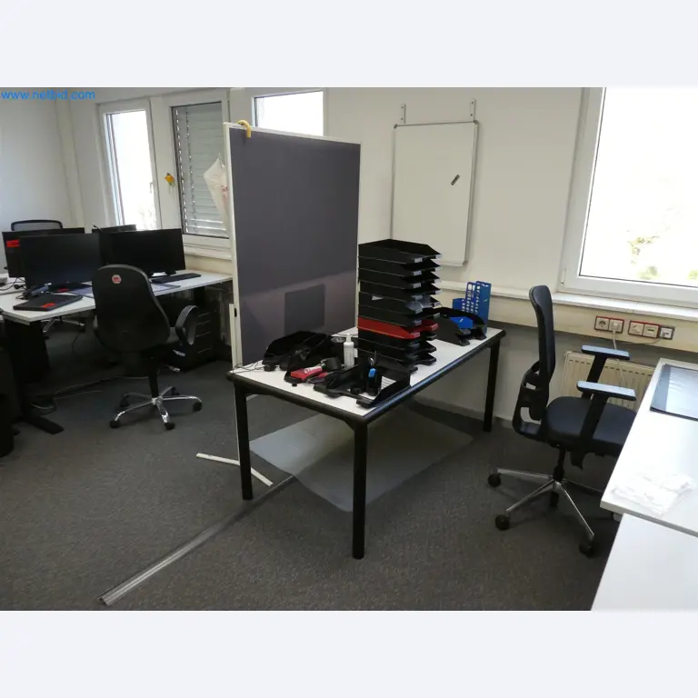 Machines de moulage par injection, machines CNC & lignes d'assemblage pour les éléments chauffants et les composants automobiles-3