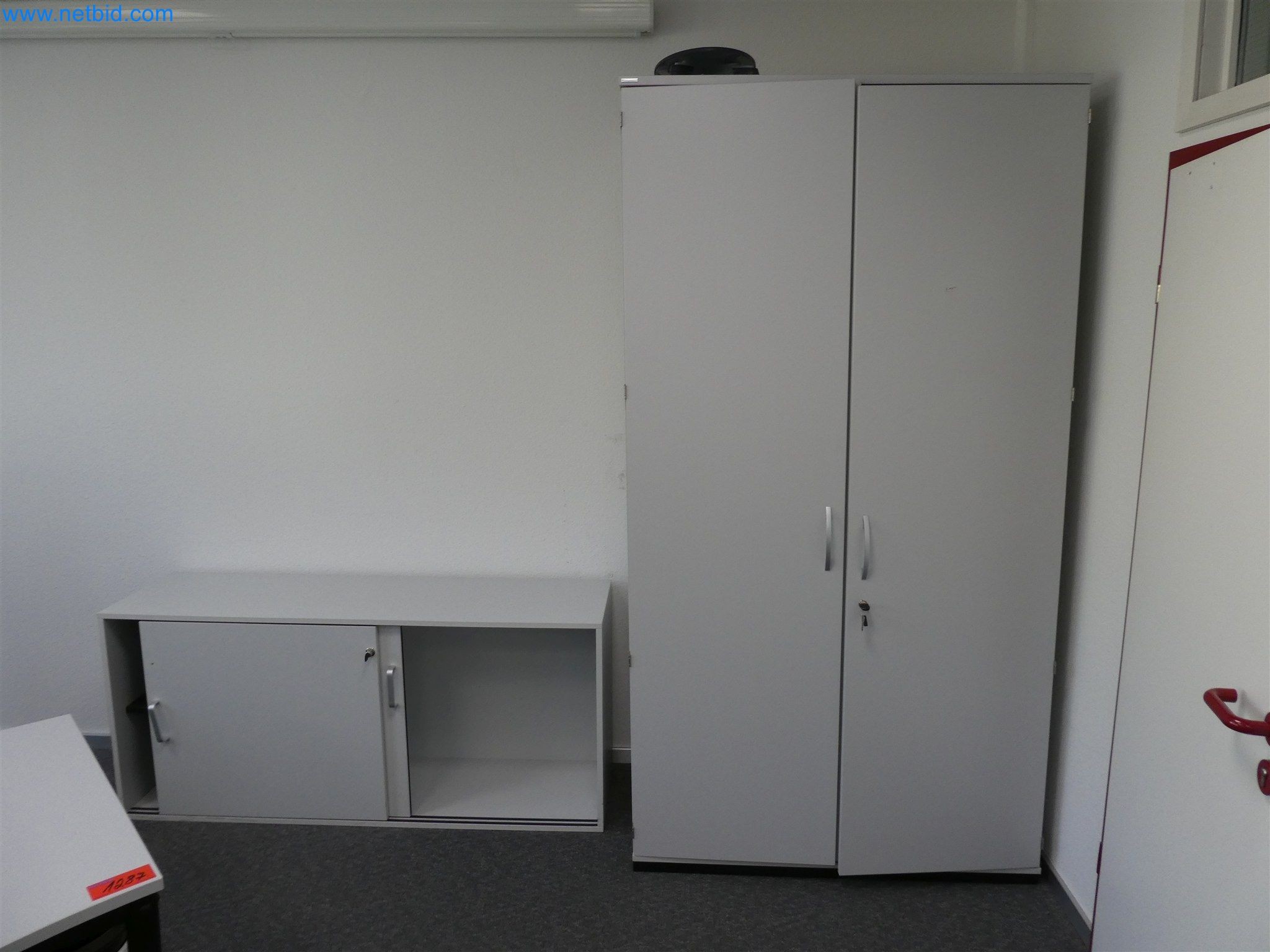 Machines de moulage par injection, machines CNC & lignes d'assemblage pour les éléments chauffants et les composants automobiles-4