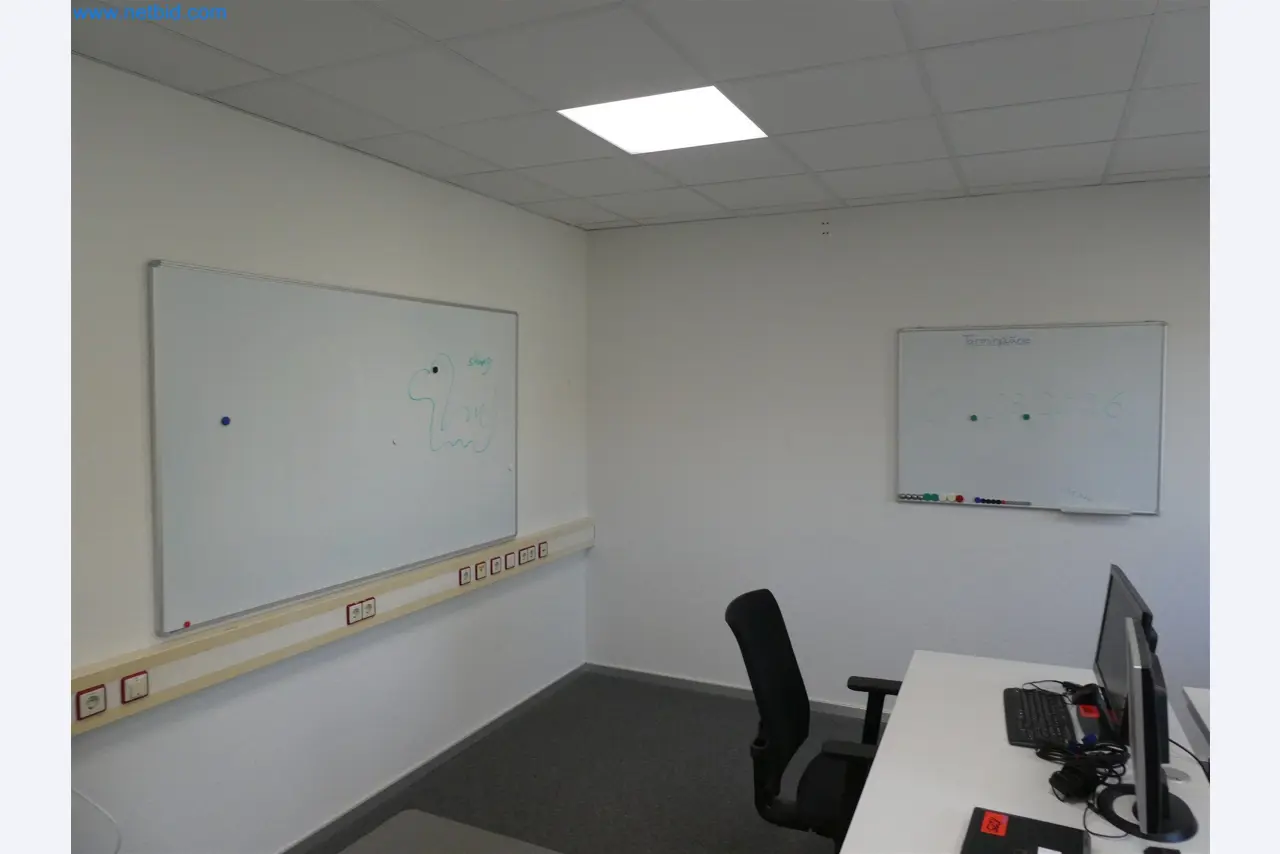 Machines de moulage par injection, machines CNC & lignes d'assemblage pour les éléments chauffants et les composants automobiles-5