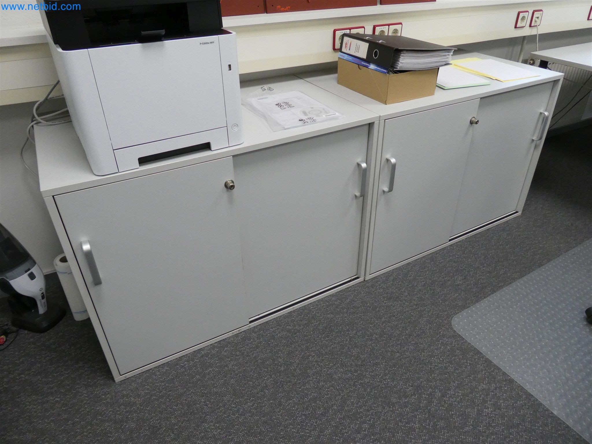 Machines de moulage par injection, machines CNC & lignes d'assemblage pour les éléments chauffants et les composants automobiles-4