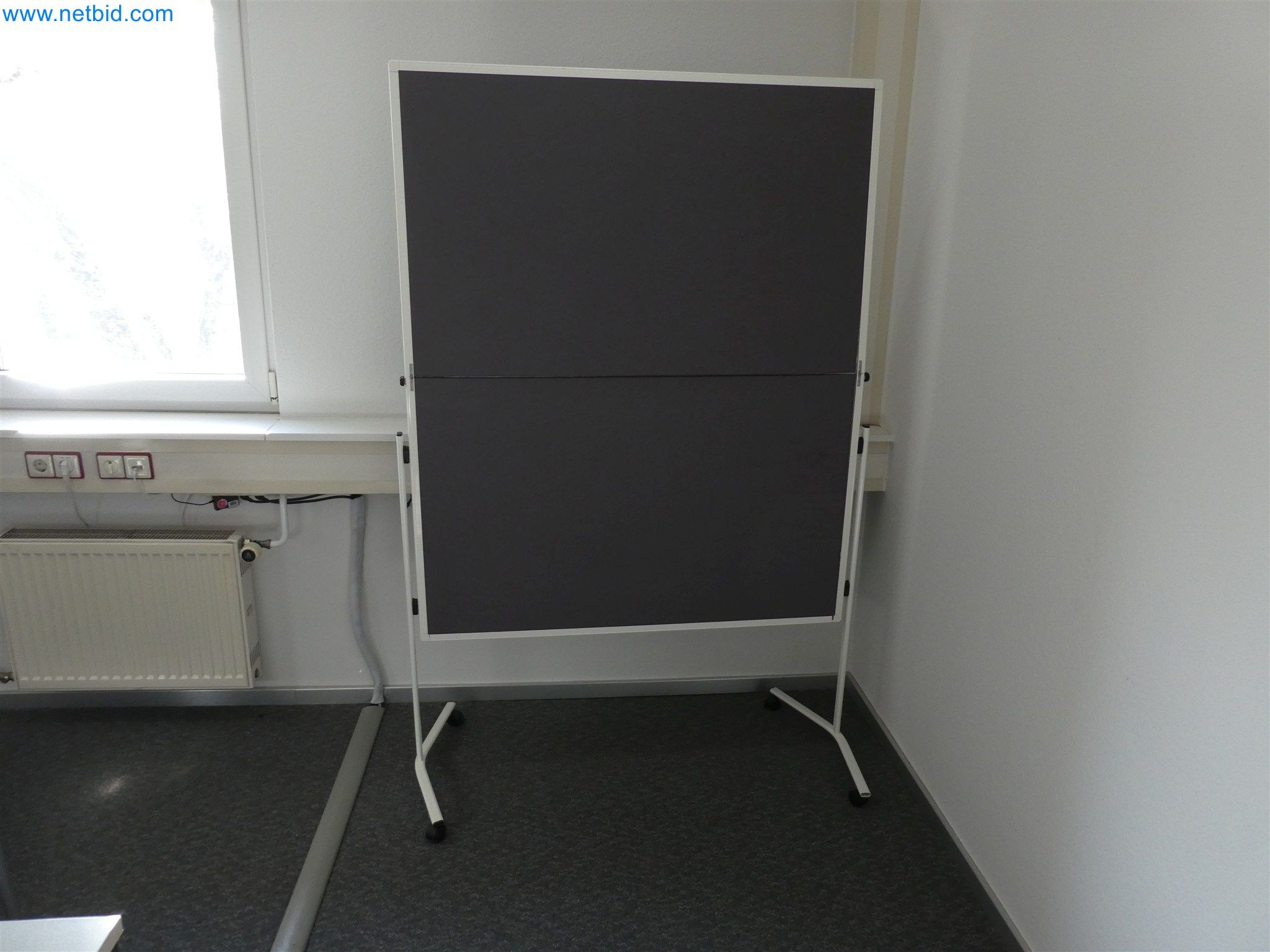 Machines de moulage par injection, machines CNC & lignes d'assemblage pour les éléments chauffants et les composants automobiles-2