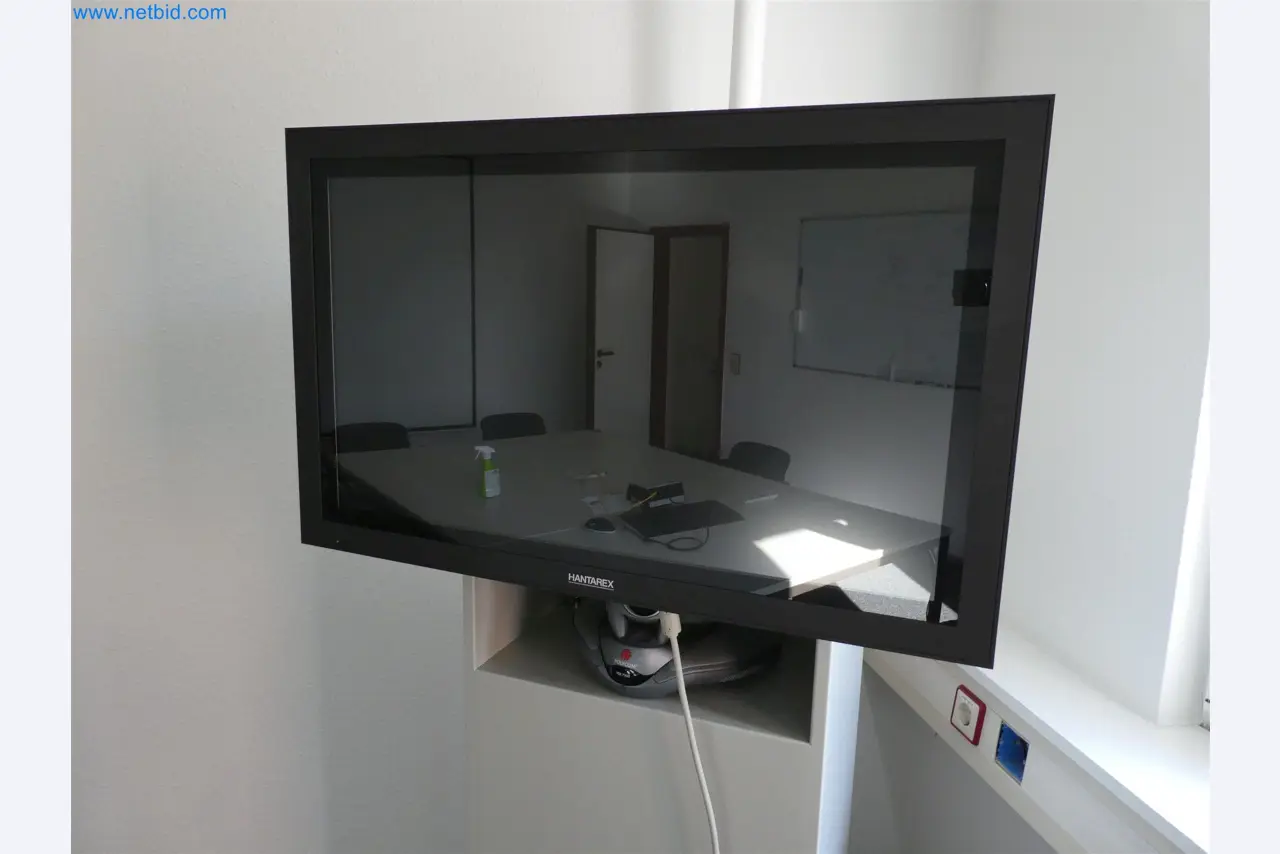 Machines de moulage par injection, machines CNC & lignes d'assemblage pour les éléments chauffants et les composants automobiles-5