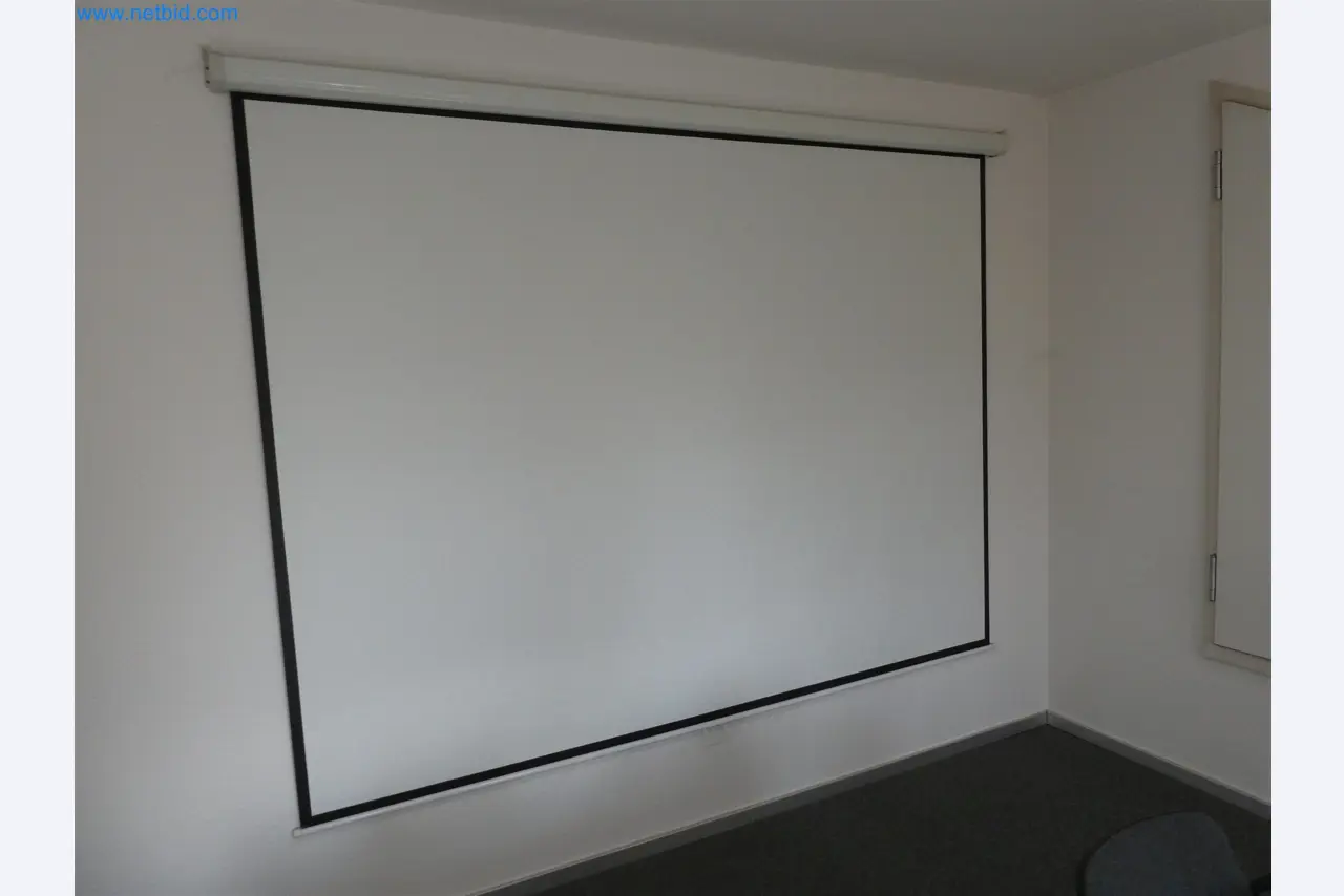 Machines de moulage par injection, machines CNC & lignes d'assemblage pour les éléments chauffants et les composants automobiles-7