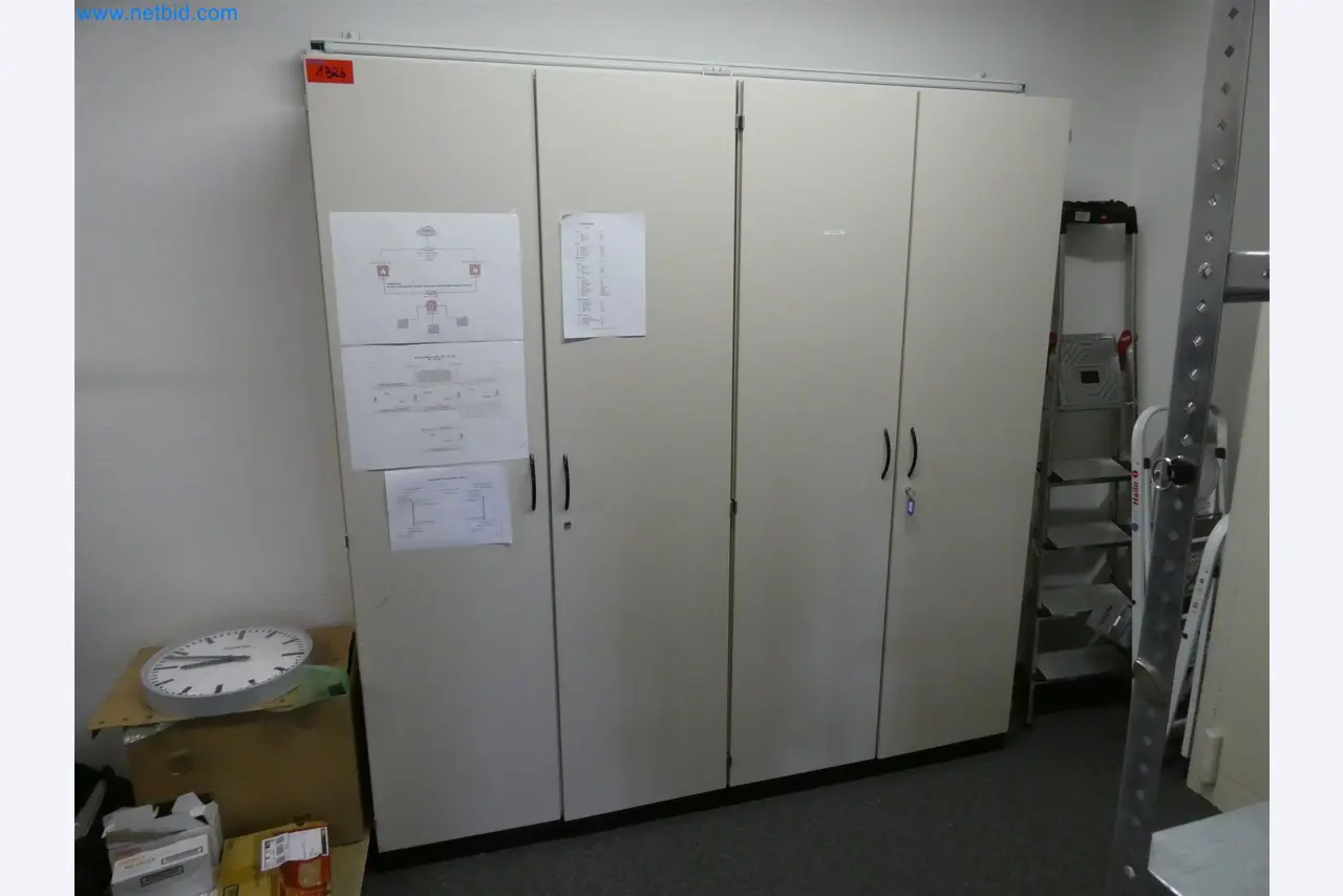 Machines de moulage par injection, machines CNC & lignes d'assemblage pour les éléments chauffants et les composants automobiles-4