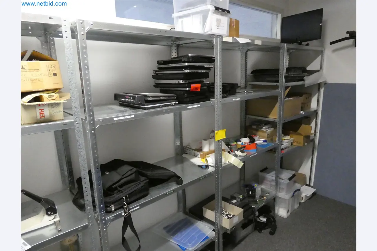 Machines de moulage par injection, machines CNC & lignes d'assemblage pour les éléments chauffants et les composants automobiles-1