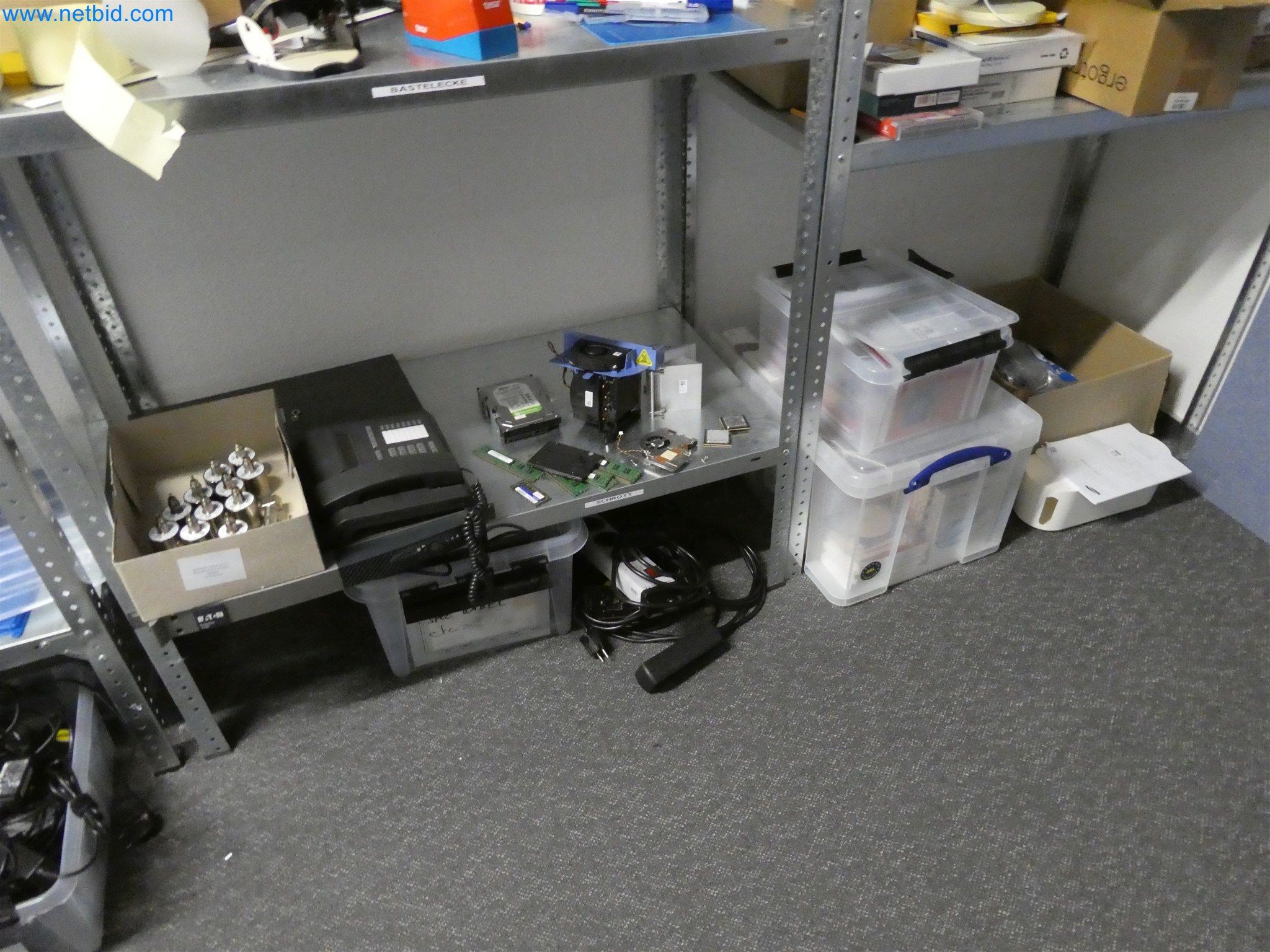 Machines de moulage par injection, machines CNC & lignes d'assemblage pour les éléments chauffants et les composants automobiles-3