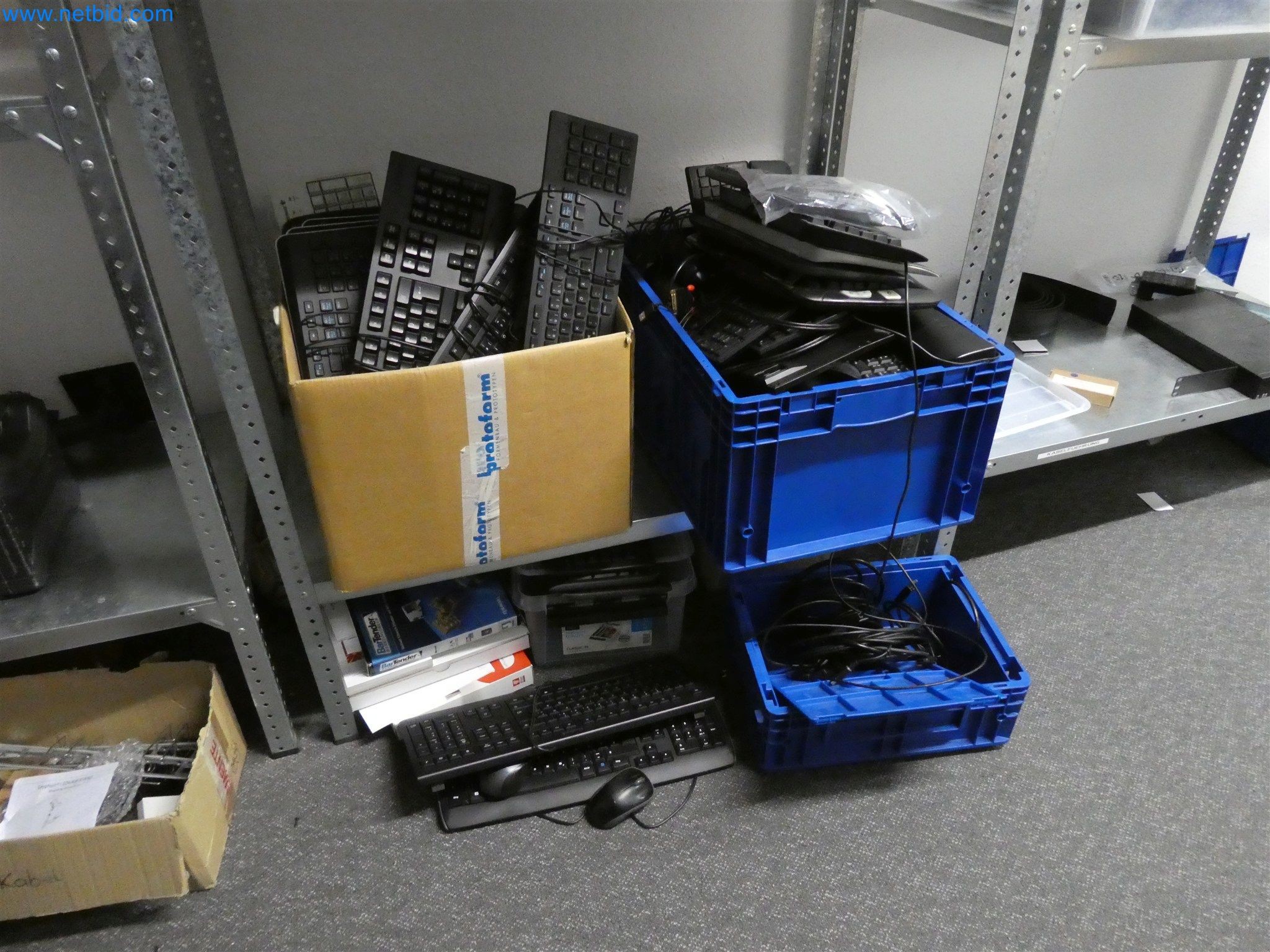 Machines de moulage par injection, machines CNC & lignes d'assemblage pour les éléments chauffants et les composants automobiles-6