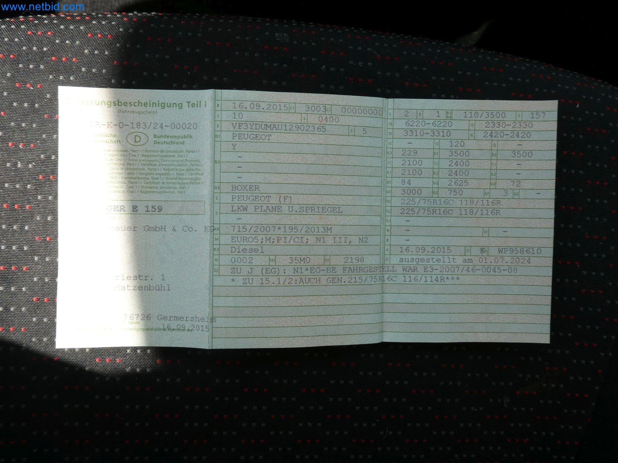 Machines de moulage par injection, machines CNC & lignes d'assemblage pour les éléments chauffants et les composants automobiles-11