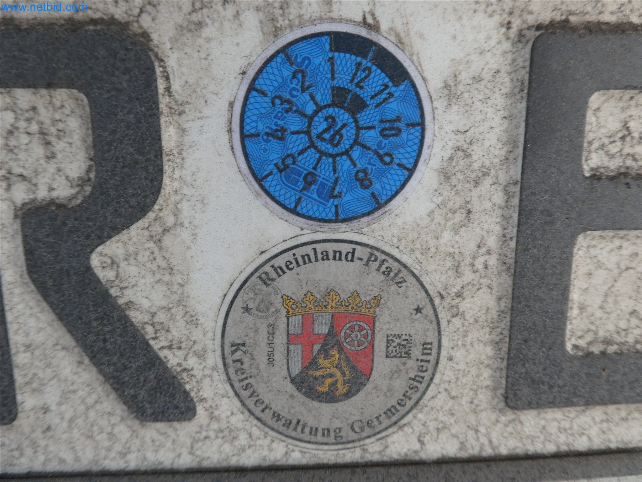 Machines de moulage par injection, machines CNC & lignes d'assemblage pour les éléments chauffants et les composants automobiles-15