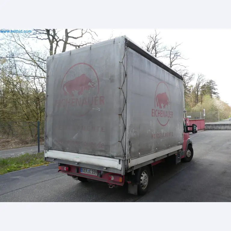 Machines de moulage par injection, machines CNC & lignes d'assemblage pour les éléments chauffants et les composants automobiles-17