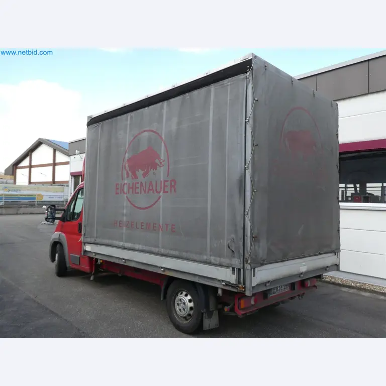 Machines de moulage par injection, machines CNC & lignes d'assemblage pour les éléments chauffants et les composants automobiles-18