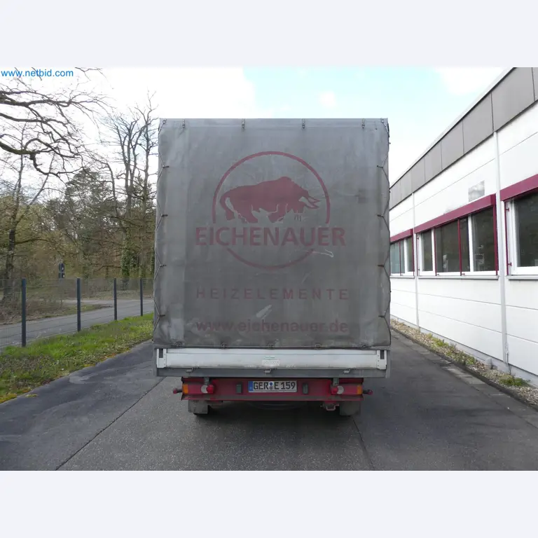 Machines de moulage par injection, machines CNC & lignes d'assemblage pour les éléments chauffants et les composants automobiles-21