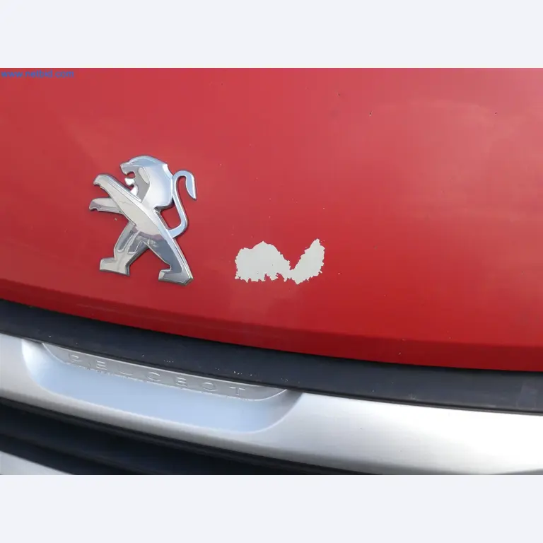 Machines de moulage par injection, machines CNC & lignes d'assemblage pour les éléments chauffants et les composants automobiles-23