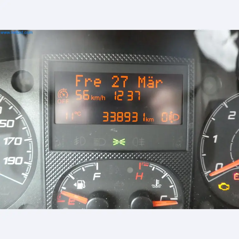 Machines de moulage par injection, machines CNC & lignes d'assemblage pour les éléments chauffants et les composants automobiles-9