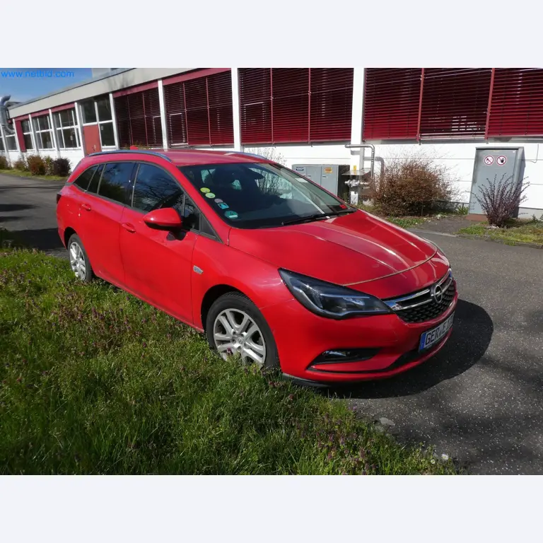 Machines de moulage par injection, machines CNC & lignes d'assemblage pour les éléments chauffants et les composants automobiles-11