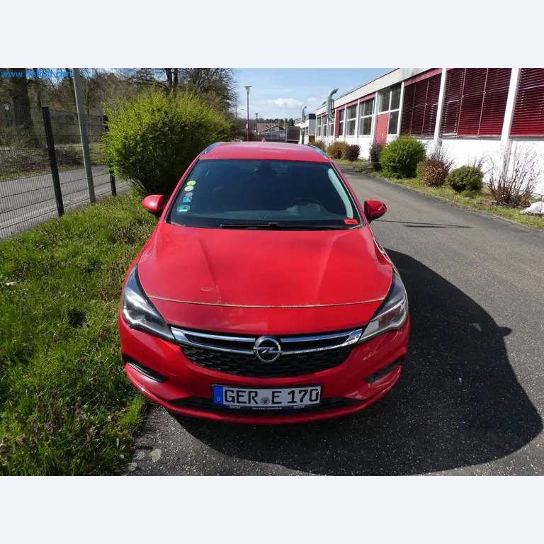 Machines de moulage par injection, machines CNC & lignes d'assemblage pour les éléments chauffants et les composants automobiles-14