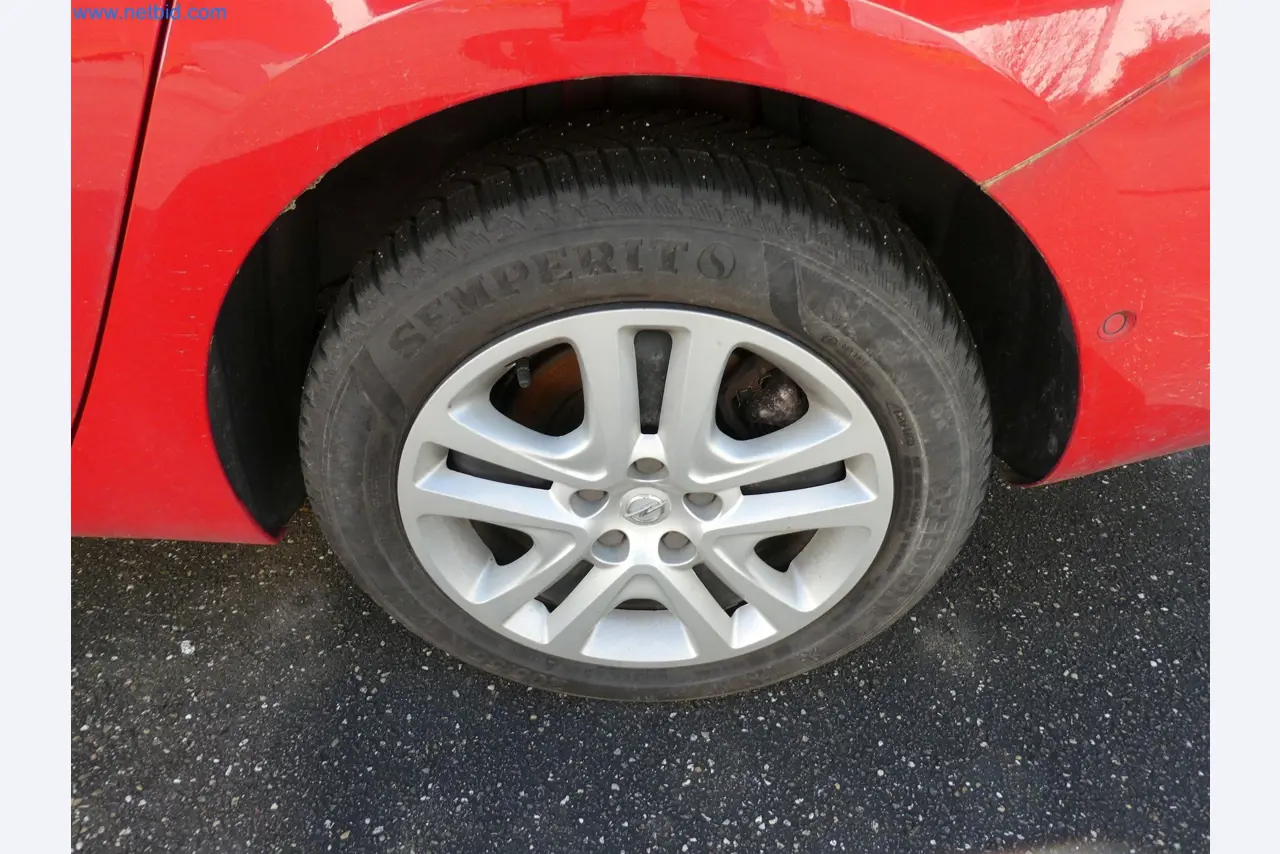 Machines de moulage par injection, machines CNC & lignes d'assemblage pour les éléments chauffants et les composants automobiles-17