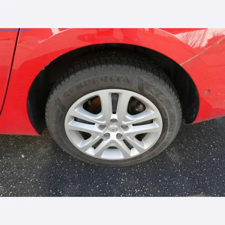 Machines de moulage par injection, machines CNC & lignes d'assemblage pour les éléments chauffants et les composants automobiles-17