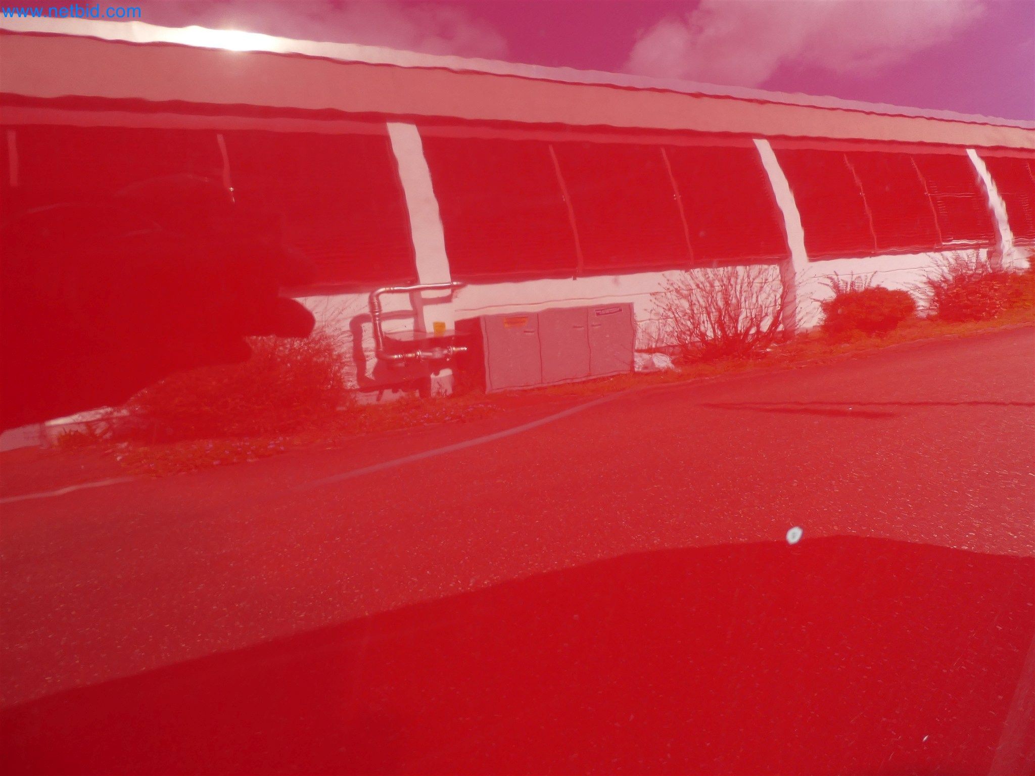 Machines de moulage par injection, machines CNC & lignes d'assemblage pour les éléments chauffants et les composants automobiles-3