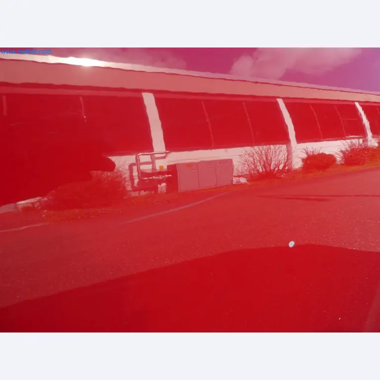 Machines de moulage par injection, machines CNC & lignes d'assemblage pour les éléments chauffants et les composants automobiles-3