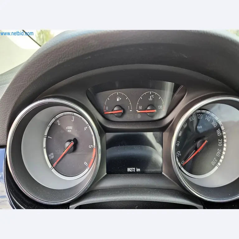 Machines de moulage par injection, machines CNC & lignes d'assemblage pour les éléments chauffants et les composants automobiles-7