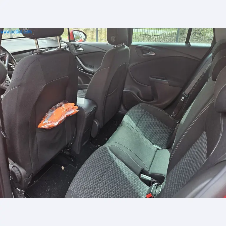 Machines de moulage par injection, machines CNC & lignes d'assemblage pour les éléments chauffants et les composants automobiles-8