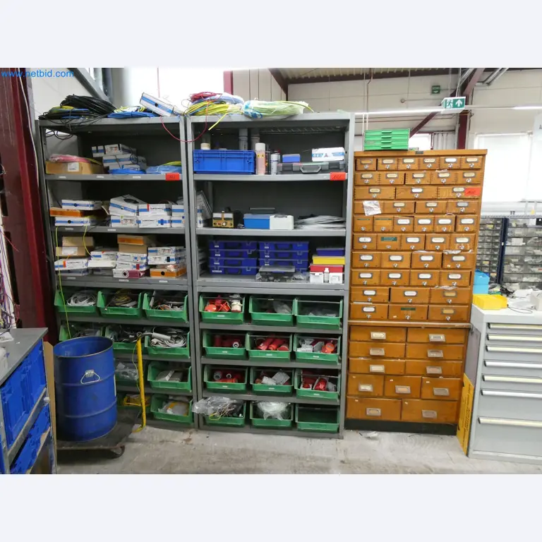 Máquinas de moldeo por inyección, máquinas CNC y líneas de montaje para elementos calefactores y componentes de automoción-3