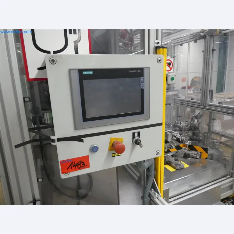 Machines de moulage par injection, machines CNC & lignes d'assemblage pour les éléments chauffants et les composants automobiles-11