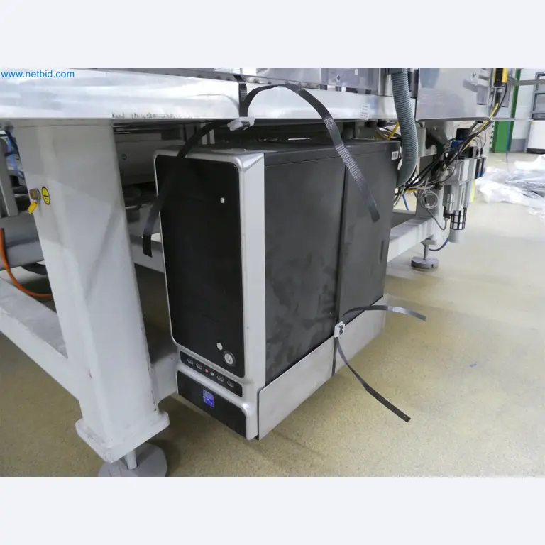 Machines de moulage par injection, machines CNC & lignes d'assemblage pour les éléments chauffants et les composants automobiles-13