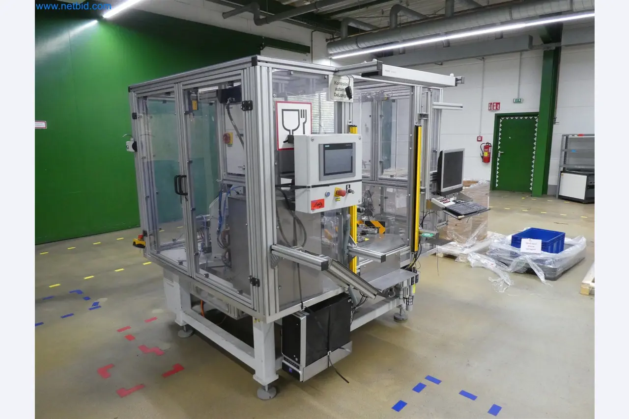 Machines de moulage par injection, machines CNC & lignes d'assemblage pour les éléments chauffants et les composants automobiles-1