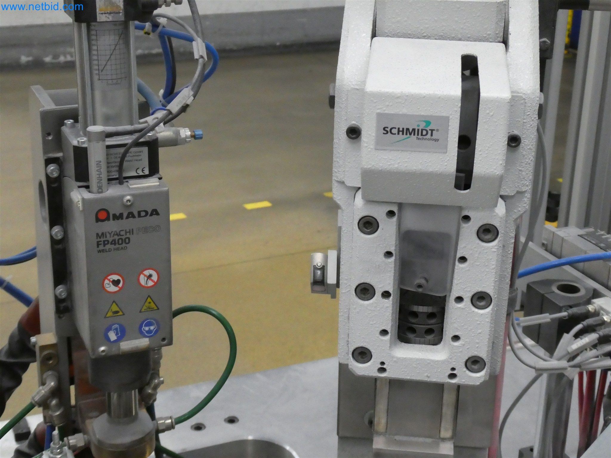 Machines de moulage par injection, machines CNC & lignes d'assemblage pour les éléments chauffants et les composants automobiles-3