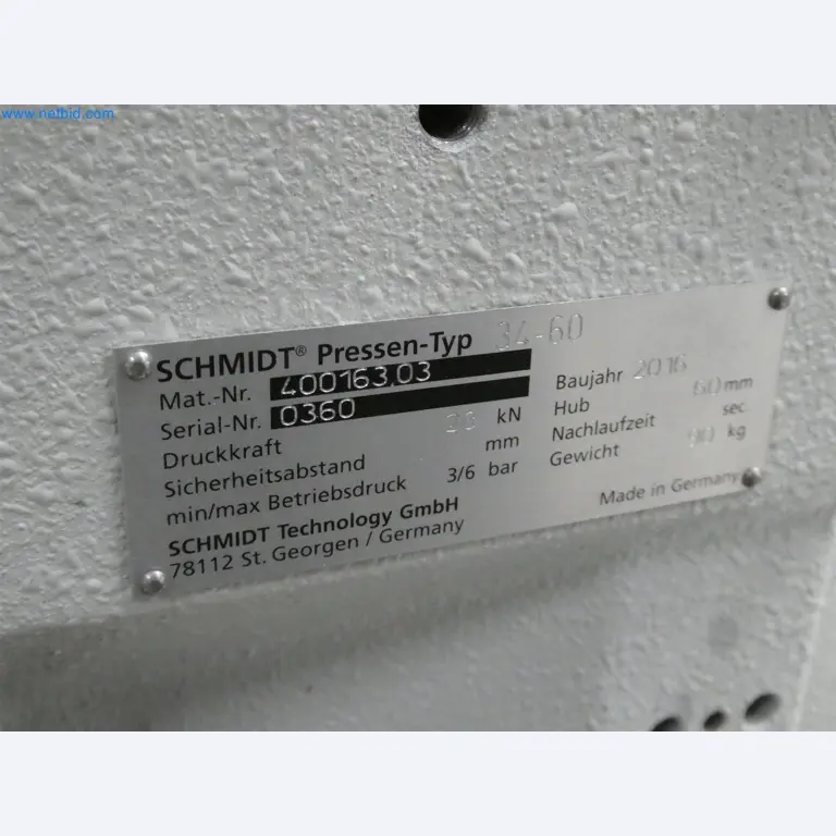 Machines de moulage par injection, machines CNC & lignes d'assemblage pour les éléments chauffants et les composants automobiles-4