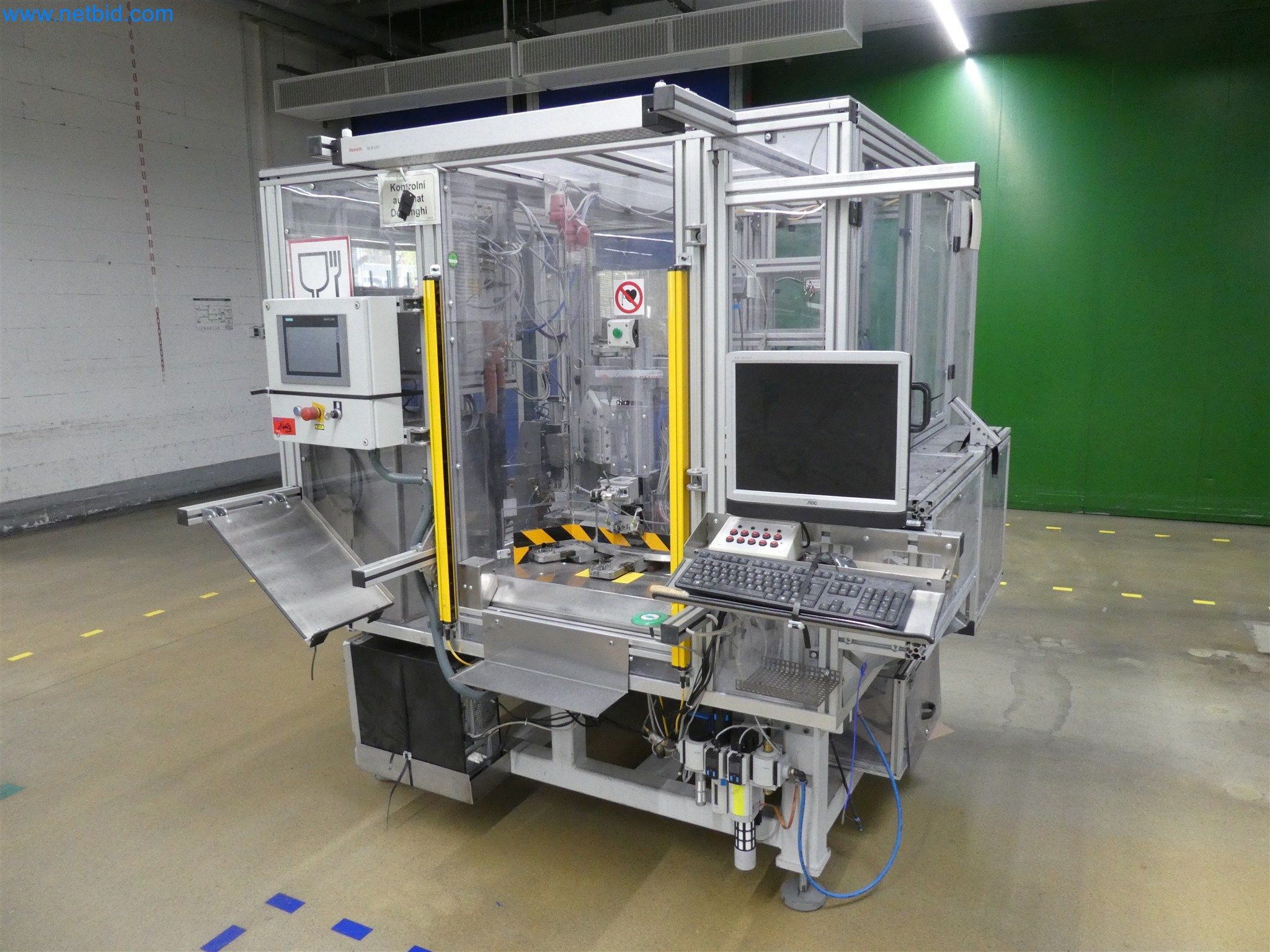 Machines de moulage par injection, machines CNC & lignes d'assemblage pour les éléments chauffants et les composants automobiles-7