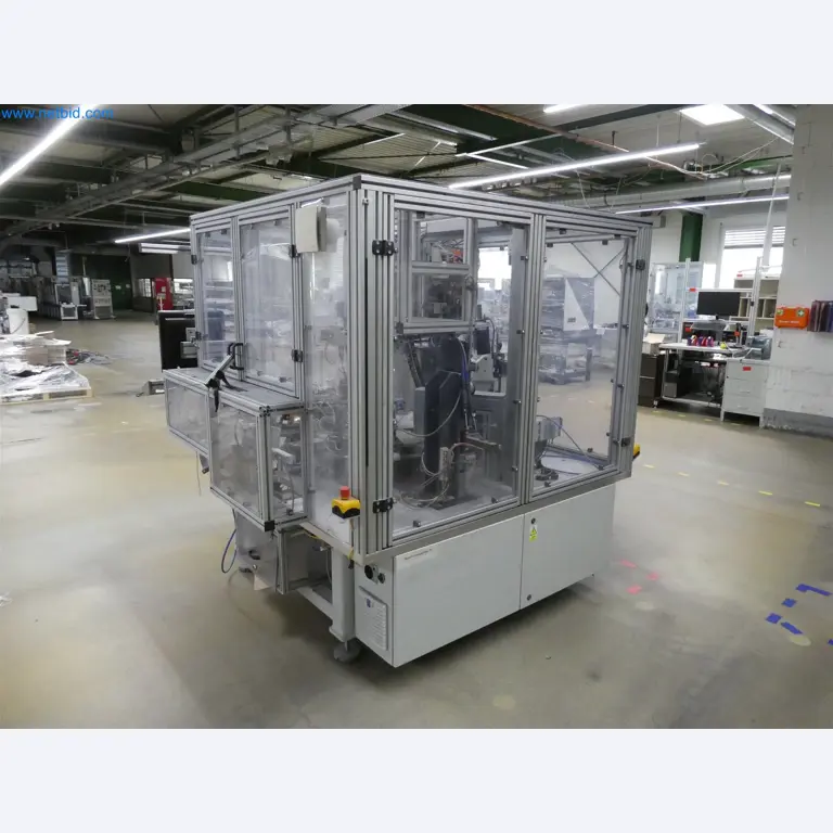 Machines de moulage par injection, machines CNC & lignes d'assemblage pour les éléments chauffants et les composants automobiles-8