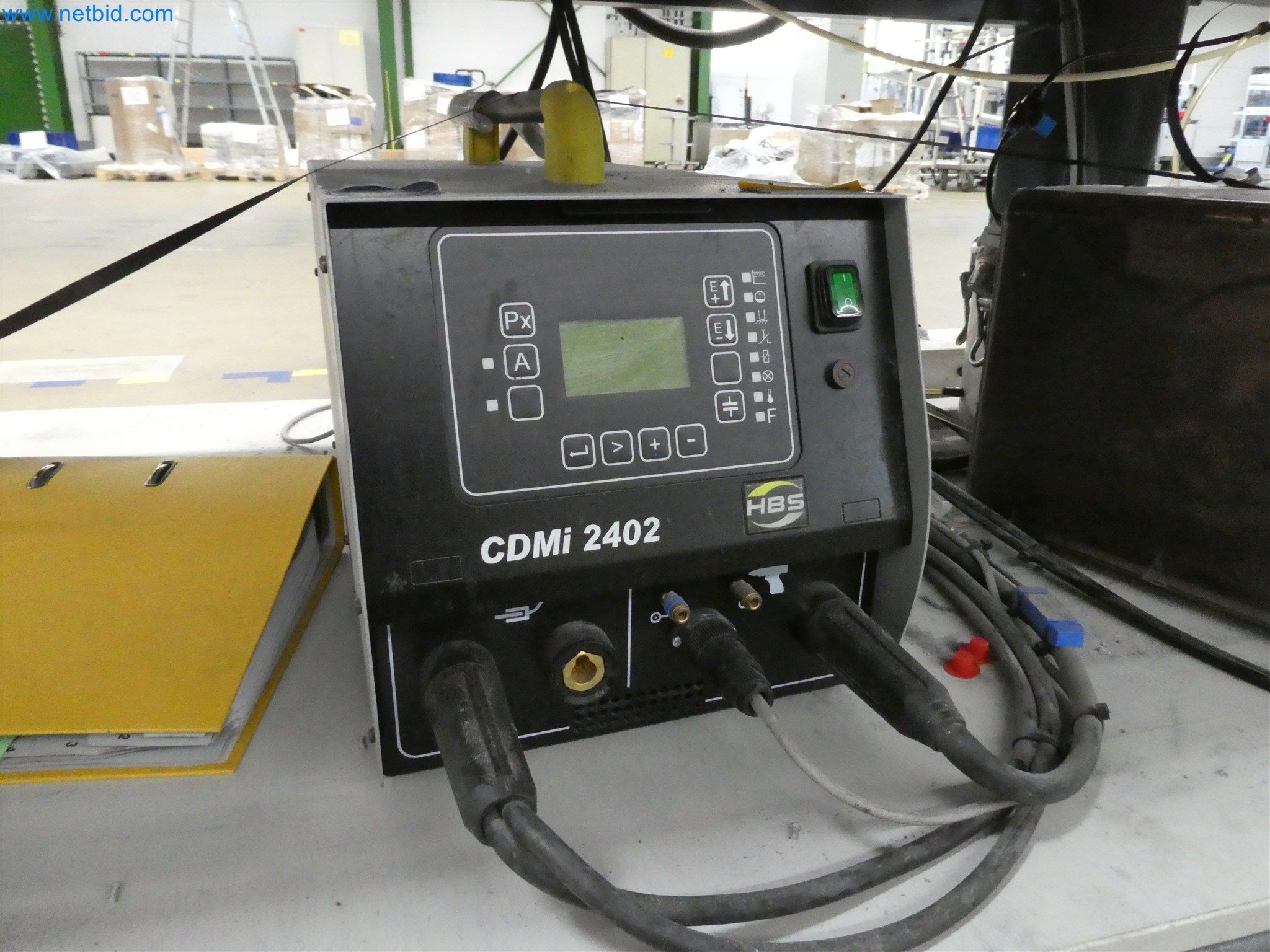 Machines de moulage par injection, machines CNC & lignes d'assemblage pour les éléments chauffants et les composants automobiles-11