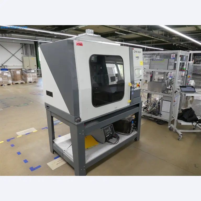 Machines de moulage par injection, machines CNC & lignes d'assemblage pour les éléments chauffants et les composants automobiles-1