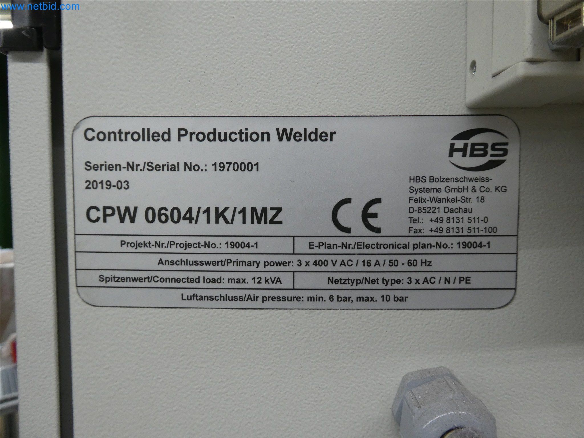 Machines de moulage par injection, machines CNC & lignes d'assemblage pour les éléments chauffants et les composants automobiles-3