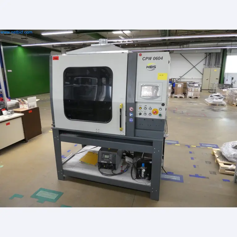 Machines de moulage par injection, machines CNC & lignes d'assemblage pour les éléments chauffants et les composants automobiles-4