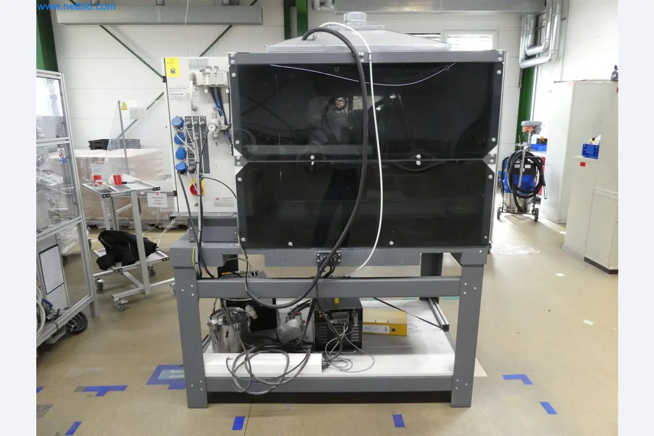 Machines de moulage par injection, machines CNC & lignes d'assemblage pour les éléments chauffants et les composants automobiles-5