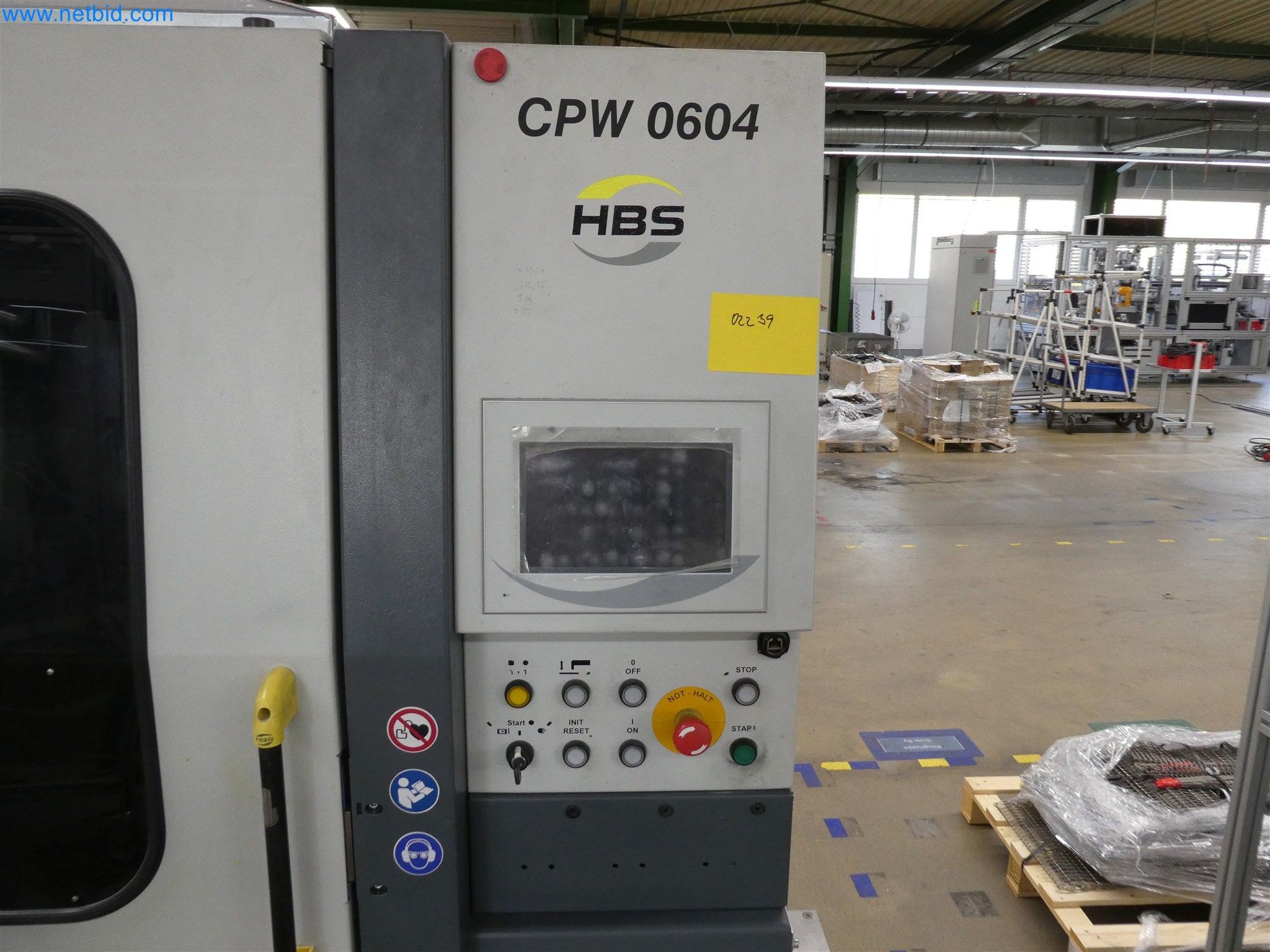 Machines de moulage par injection, machines CNC & lignes d'assemblage pour les éléments chauffants et les composants automobiles-6