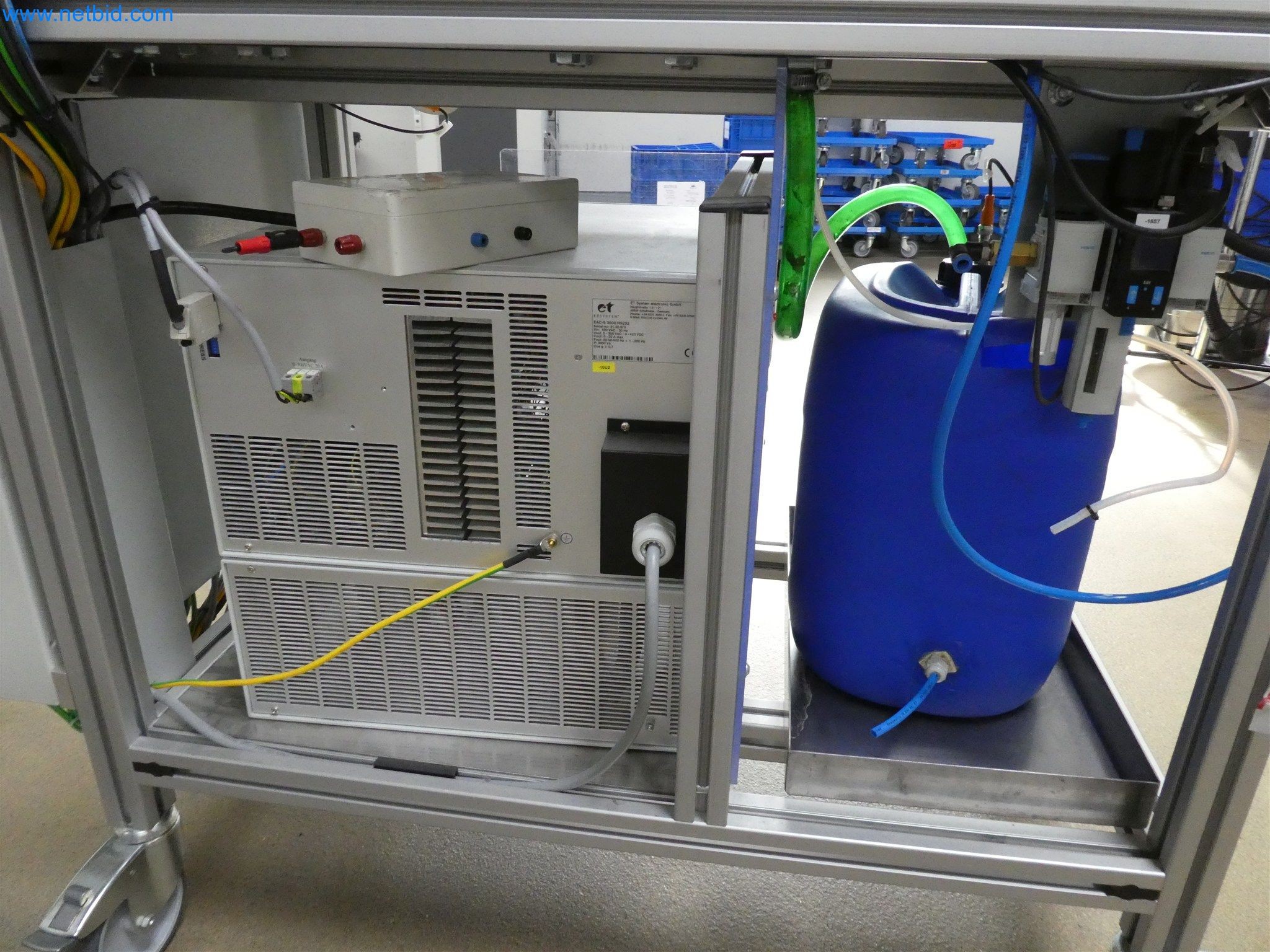 Machines de moulage par injection, machines CNC & lignes d'assemblage pour les éléments chauffants et les composants automobiles-2