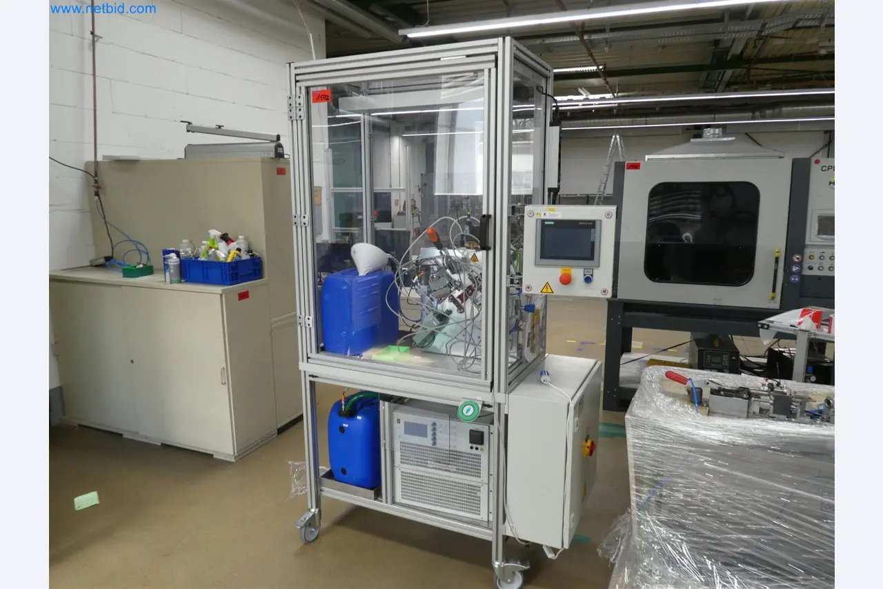 Machines de moulage par injection, machines CNC & lignes d'assemblage pour les éléments chauffants et les composants automobiles-4