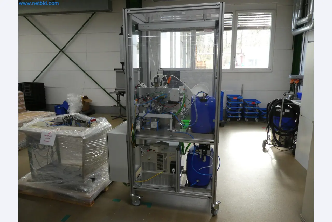 Machines de moulage par injection, machines CNC & lignes d'assemblage pour les éléments chauffants et les composants automobiles-5