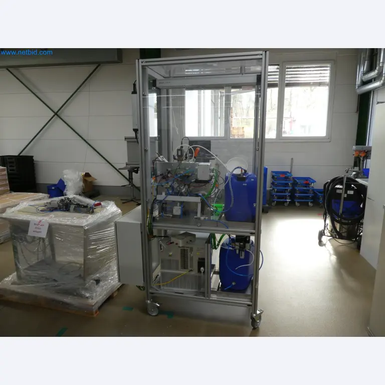 Machines de moulage par injection, machines CNC & lignes d'assemblage pour les éléments chauffants et les composants automobiles-5